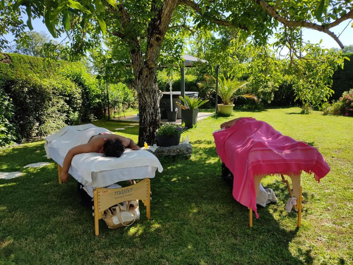 Chambres D'Hotes La Vigneronne Senouillac エクステリア 写真