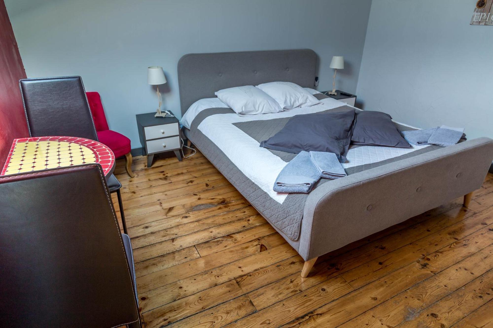 Chambres D'Hotes La Vigneronne Senouillac エクステリア 写真