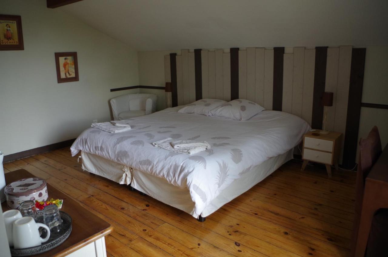 Chambres D'Hotes La Vigneronne Senouillac エクステリア 写真