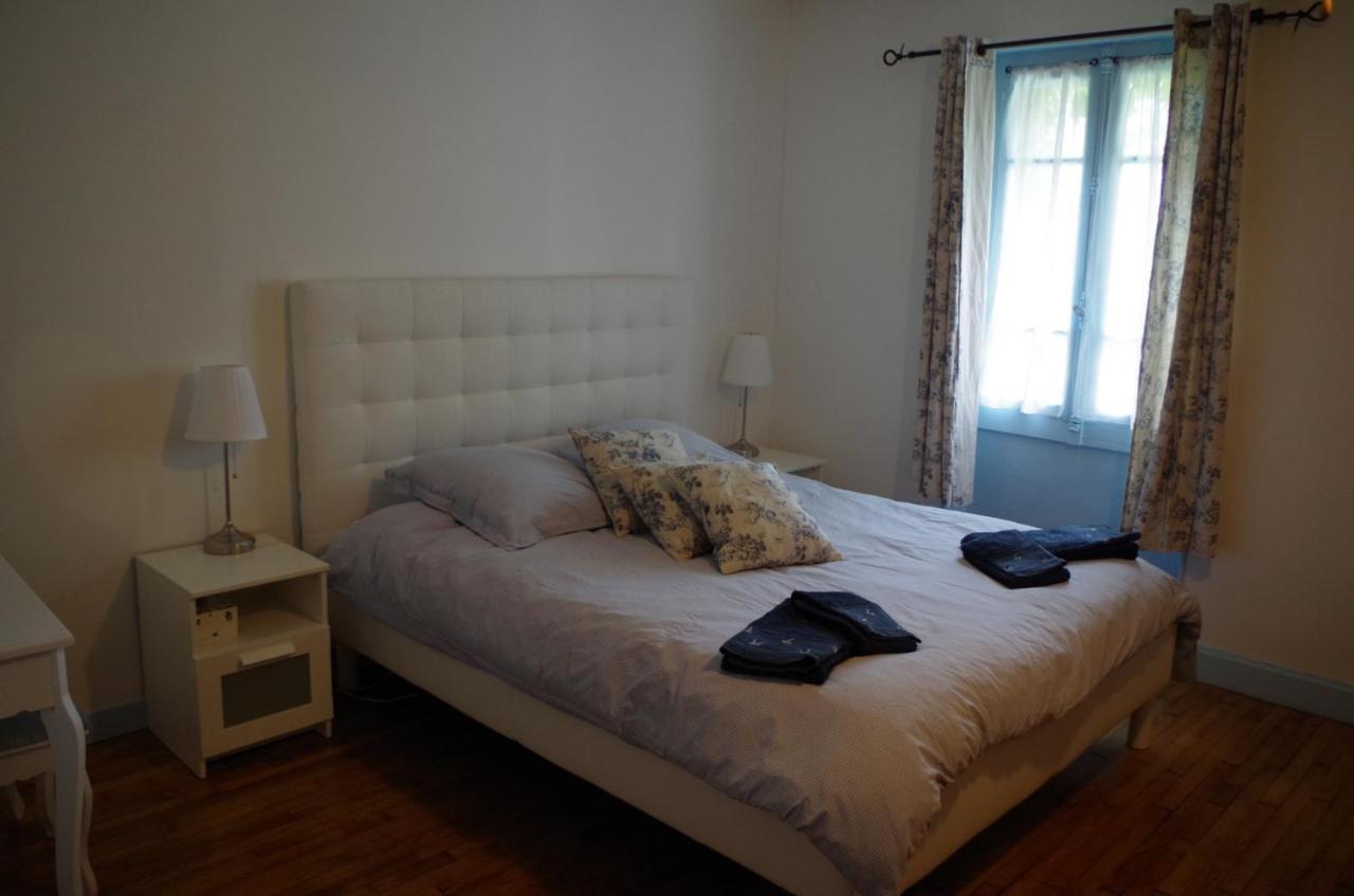 Chambres D'Hotes La Vigneronne Senouillac エクステリア 写真