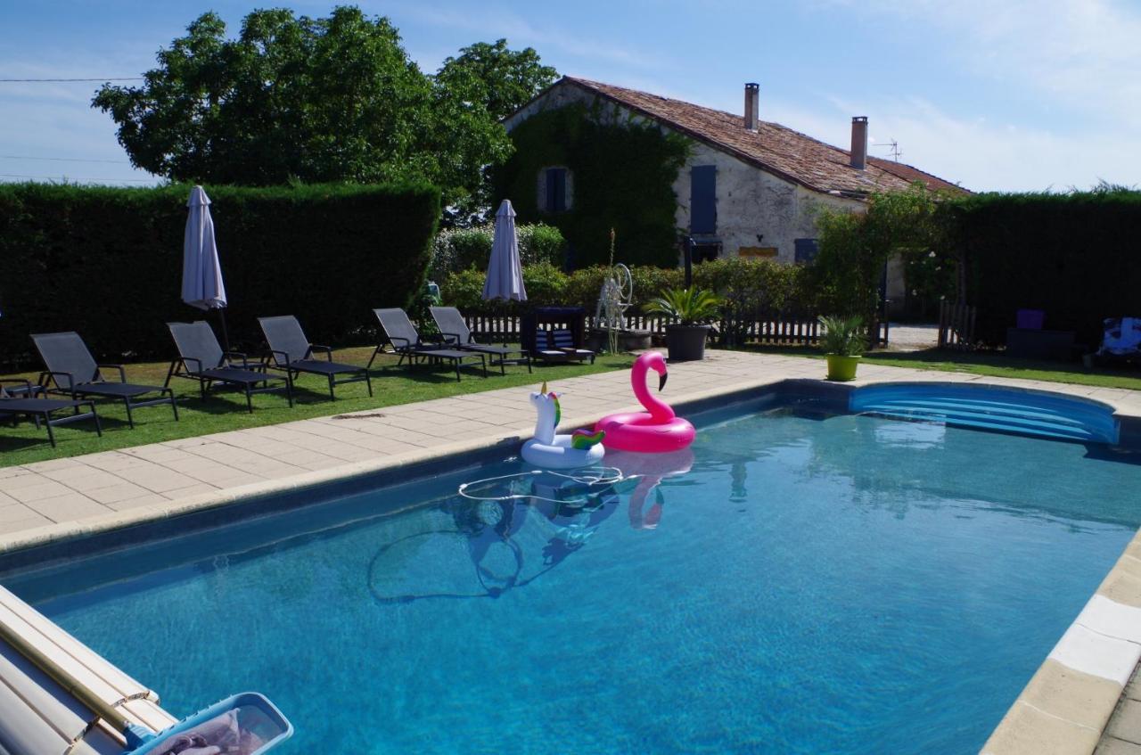 Chambres D'Hotes La Vigneronne Senouillac エクステリア 写真